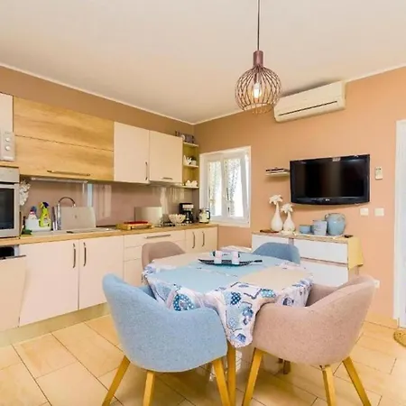 Nives Lejlighed Trogir