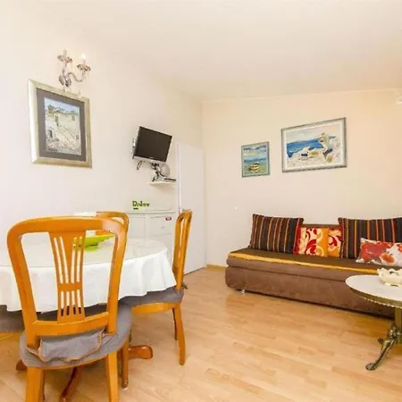 Nives Appartement *