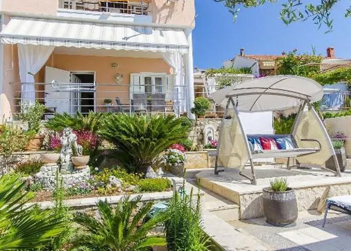 Nives Апартаменти