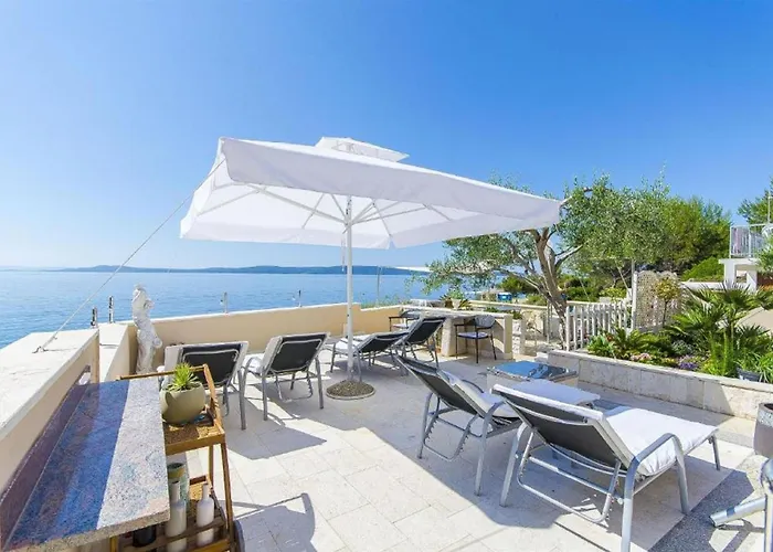 Апартаменти Nives