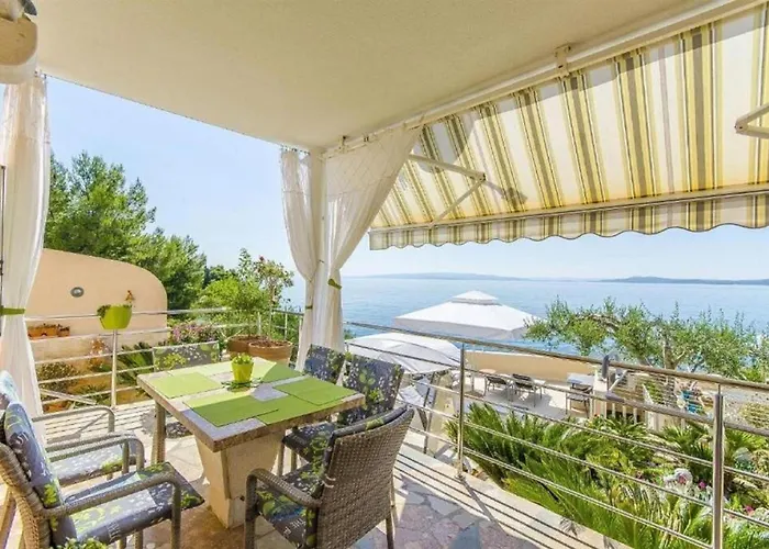 Апартаменти Nives